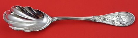 Preserve Spoon shell bowl  7 3/8